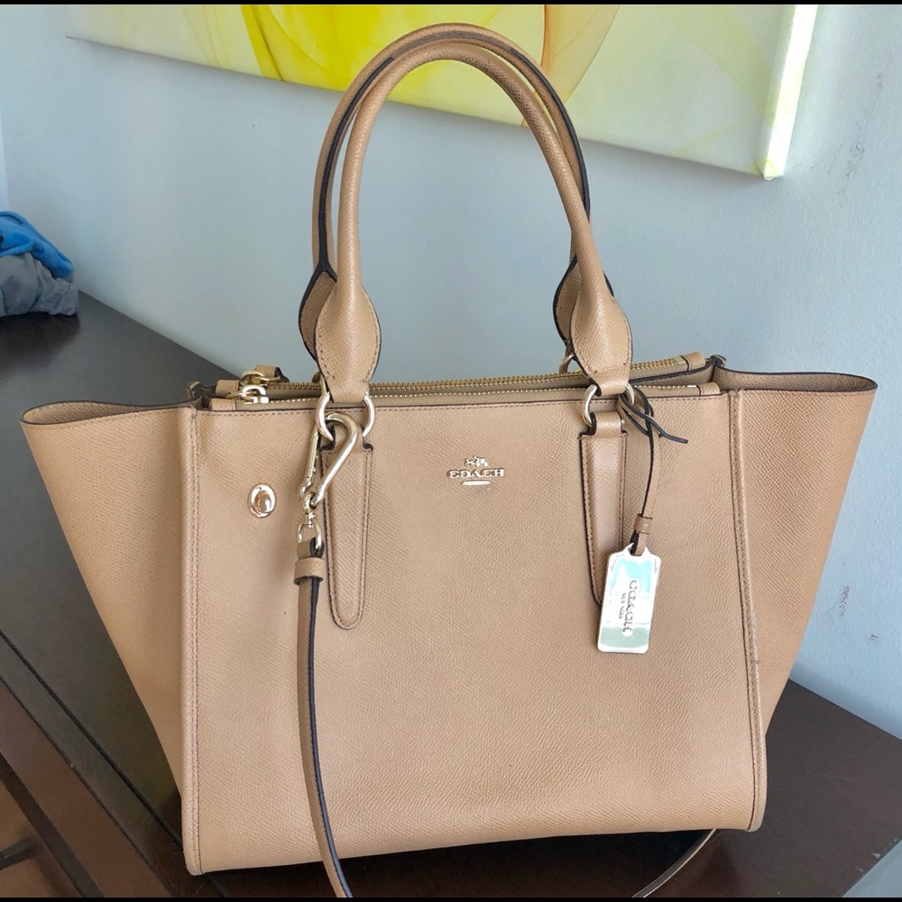 Nude leather Coach bag